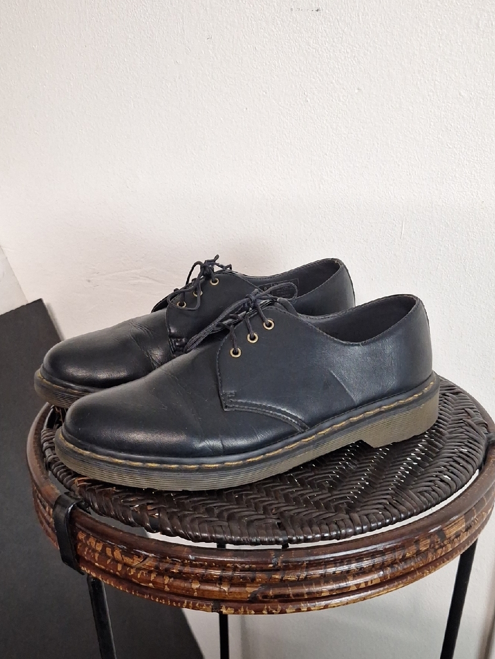 Dr. Martens AW004 Doc Martens Men 9 Black Oxford